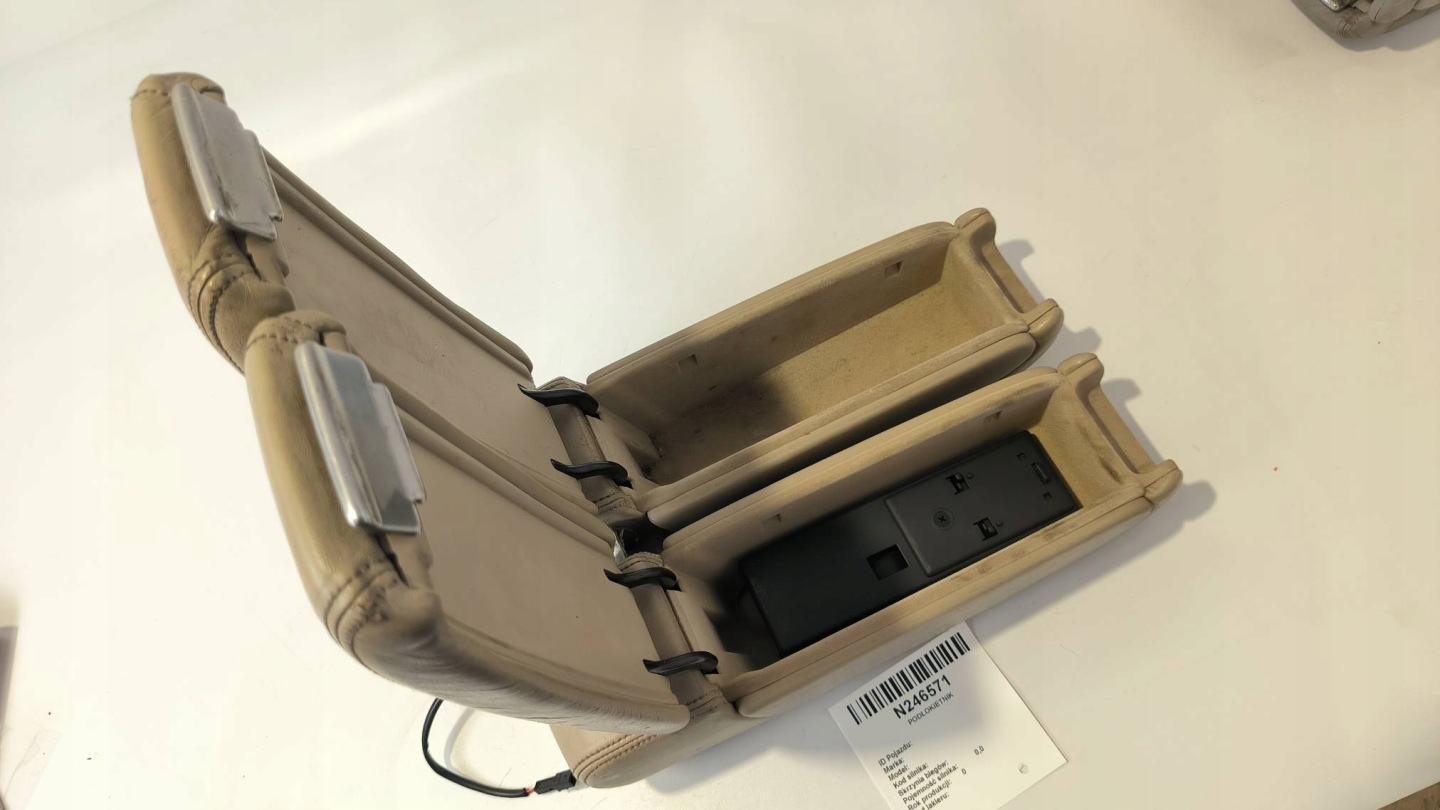 Armlehne 4D1864206 AUDI S8