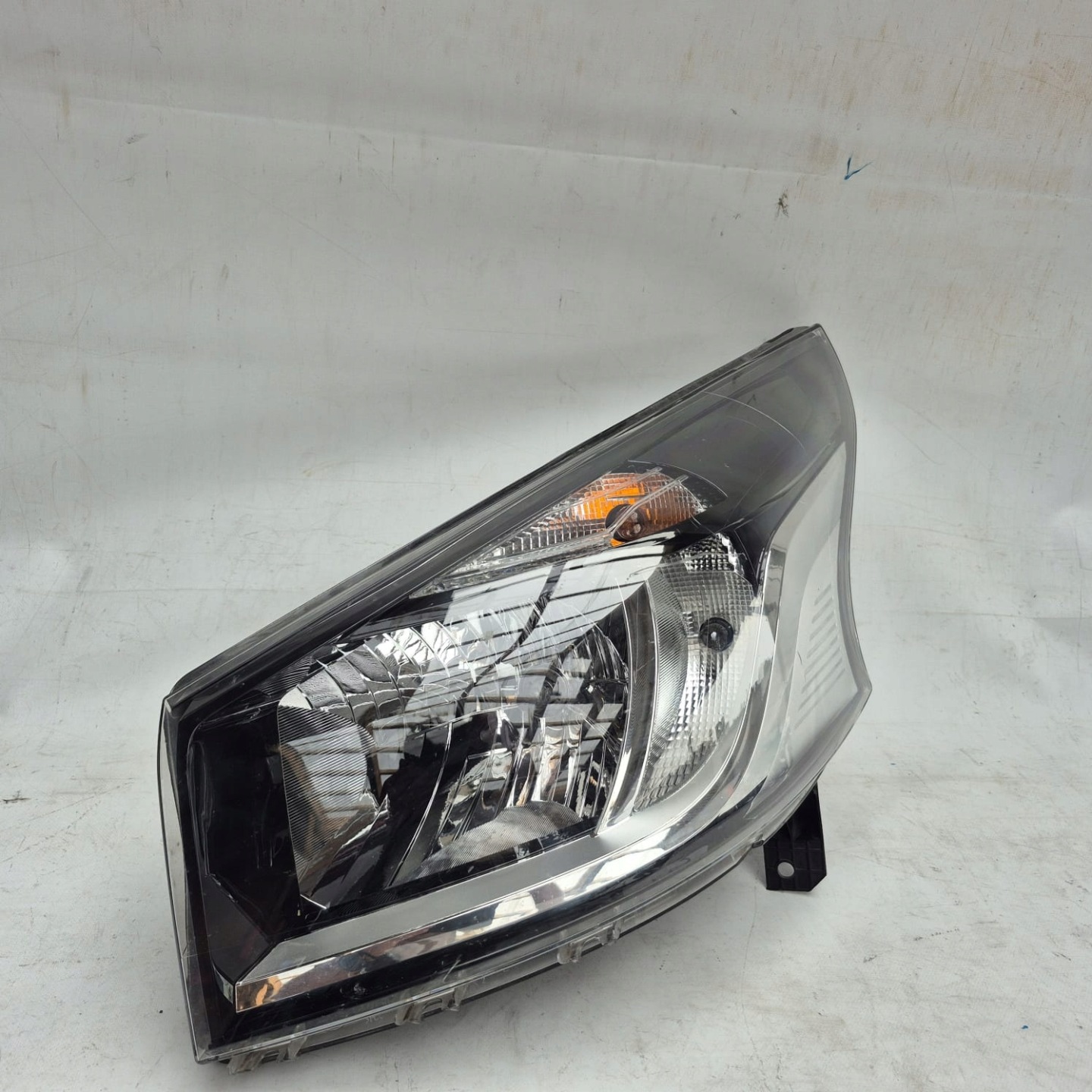 RENAULT TRAFIC III 3 14- light left front front 260600500R