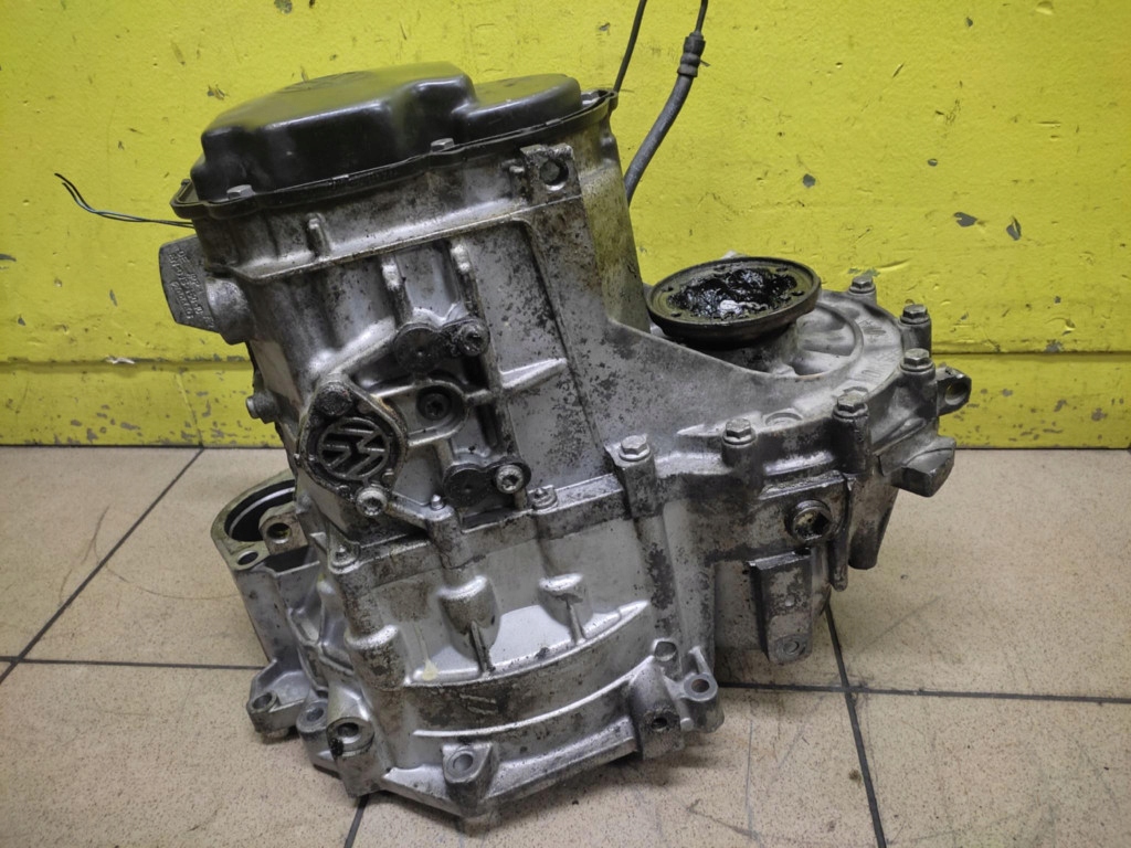 VW GOLF V 1.9 TDI Getriebe JCR