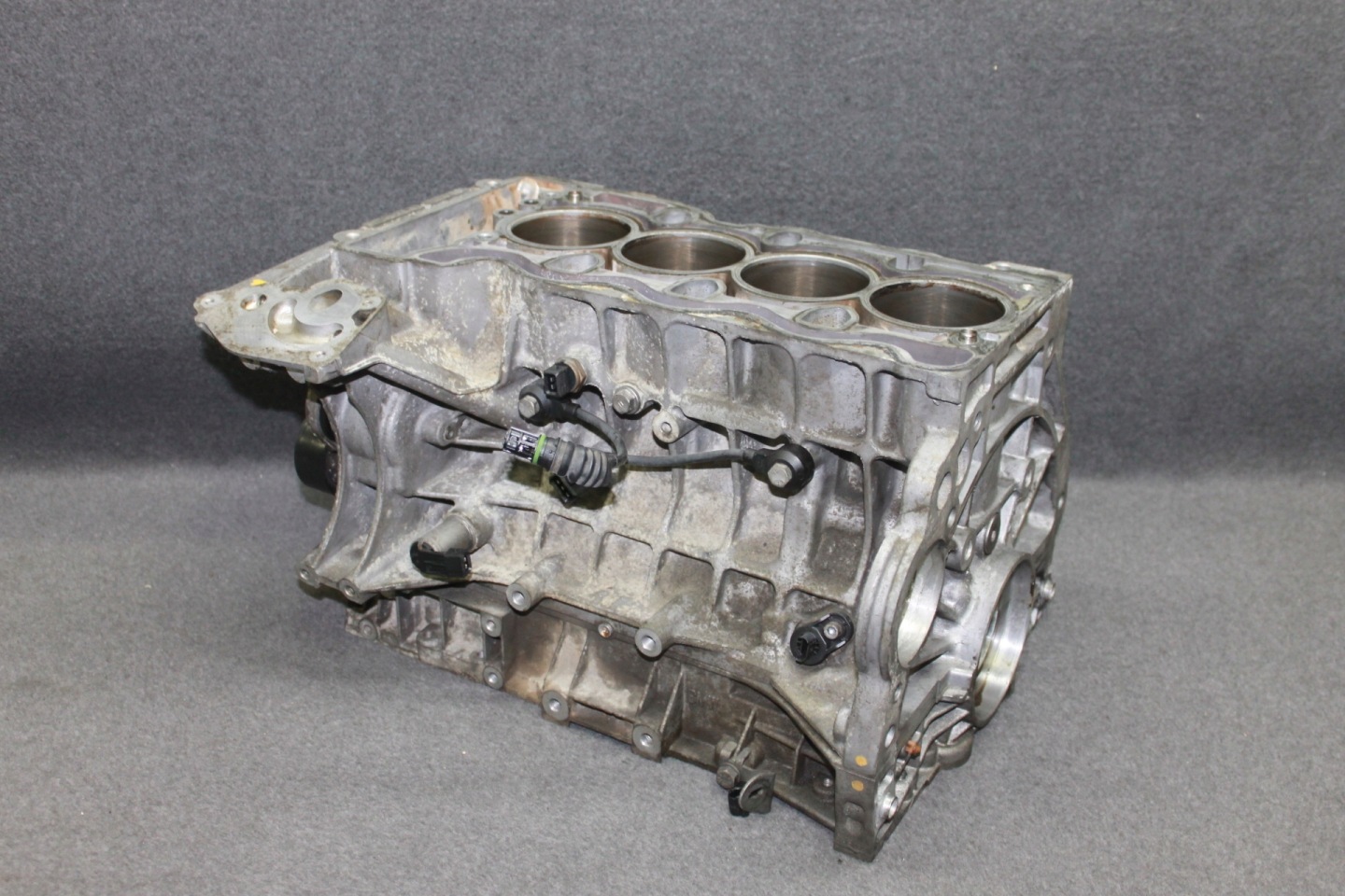 BMW E81 E87 E88 E90 E60 E61 1.8i 2.0i N43B20A BLOK Motore