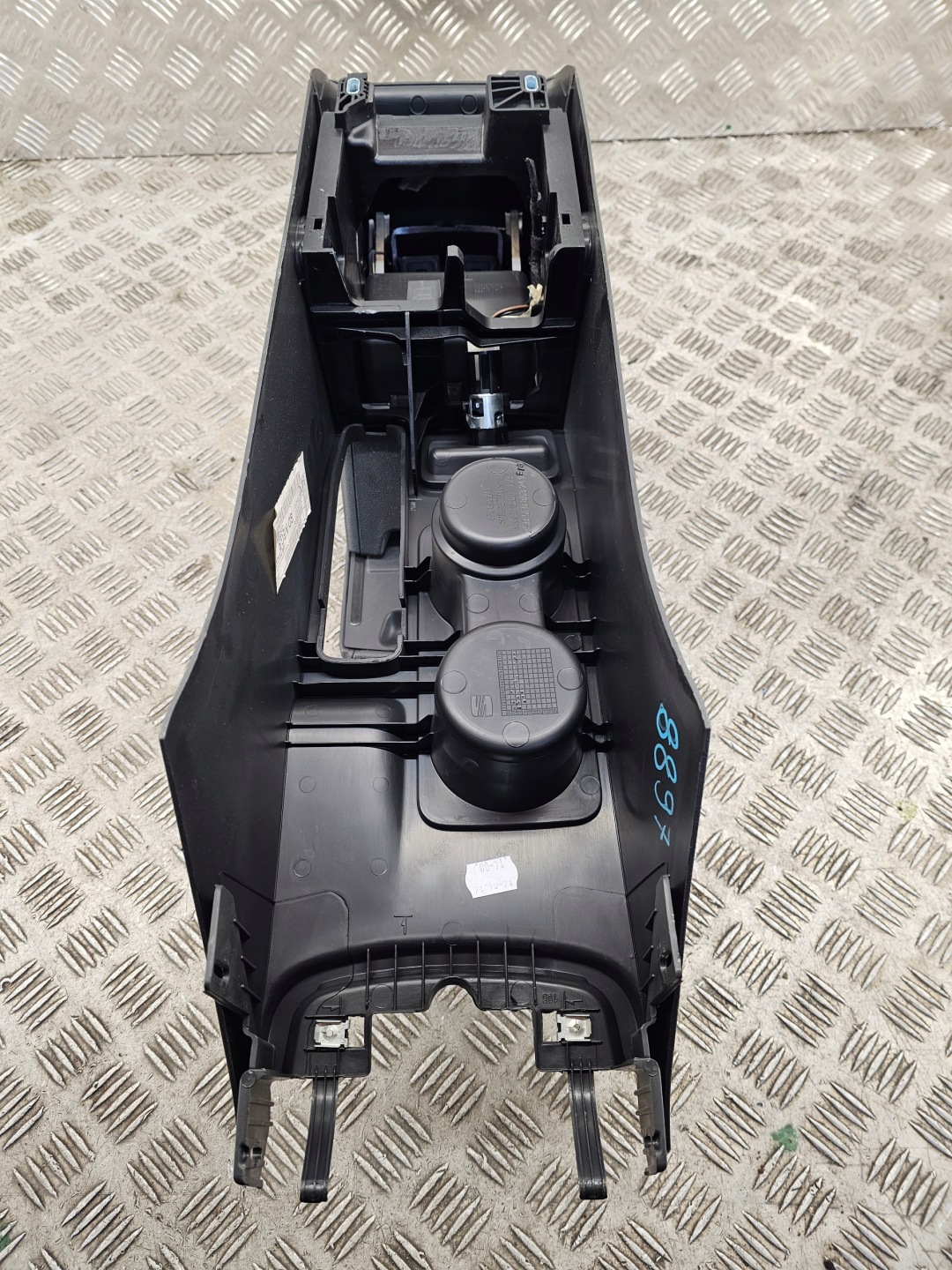 SEAT LEON III armrest TUNEL central 5F0864981A