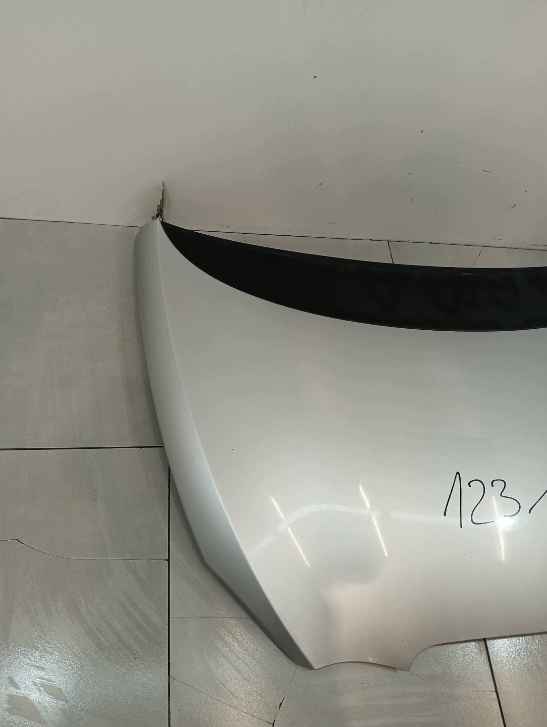 bonnet front SREBRNA LS7Y Seat Leon II (2005-2012)