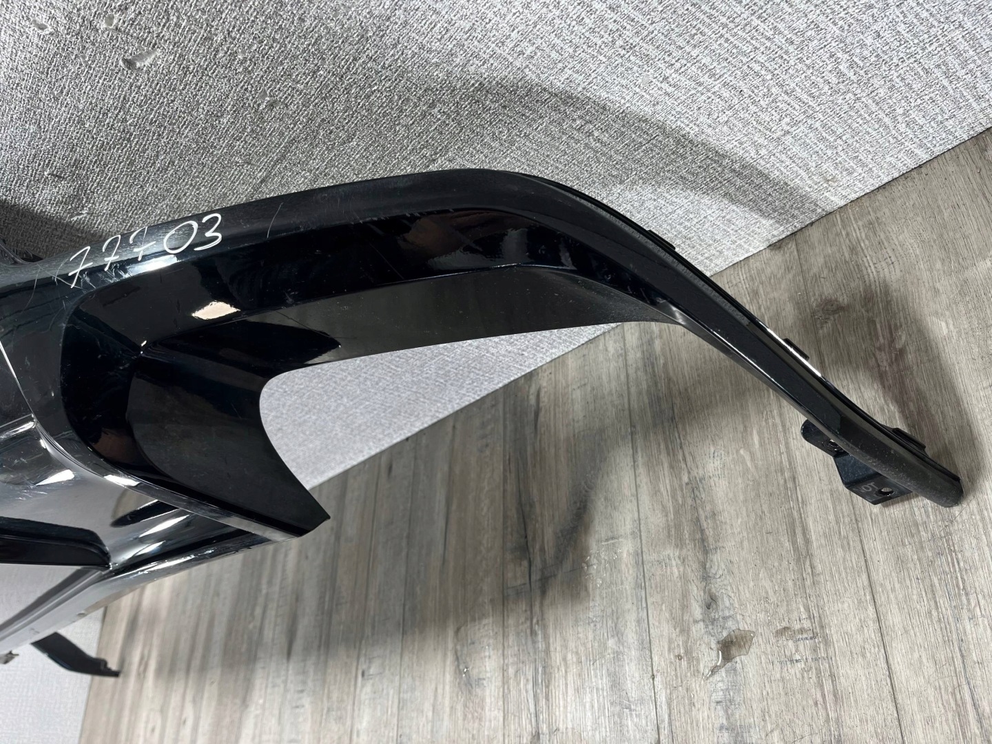 LAMBORGHINI URUS 2018-> SPOILER bumper rear