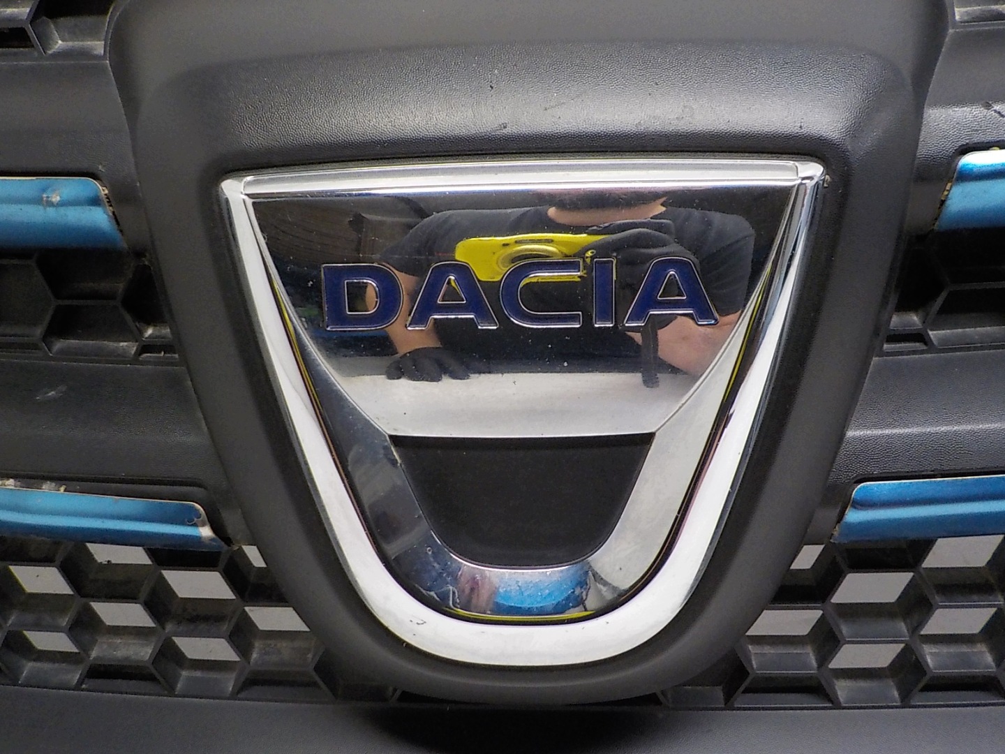 DACIA SANDERO II grill grille radiator