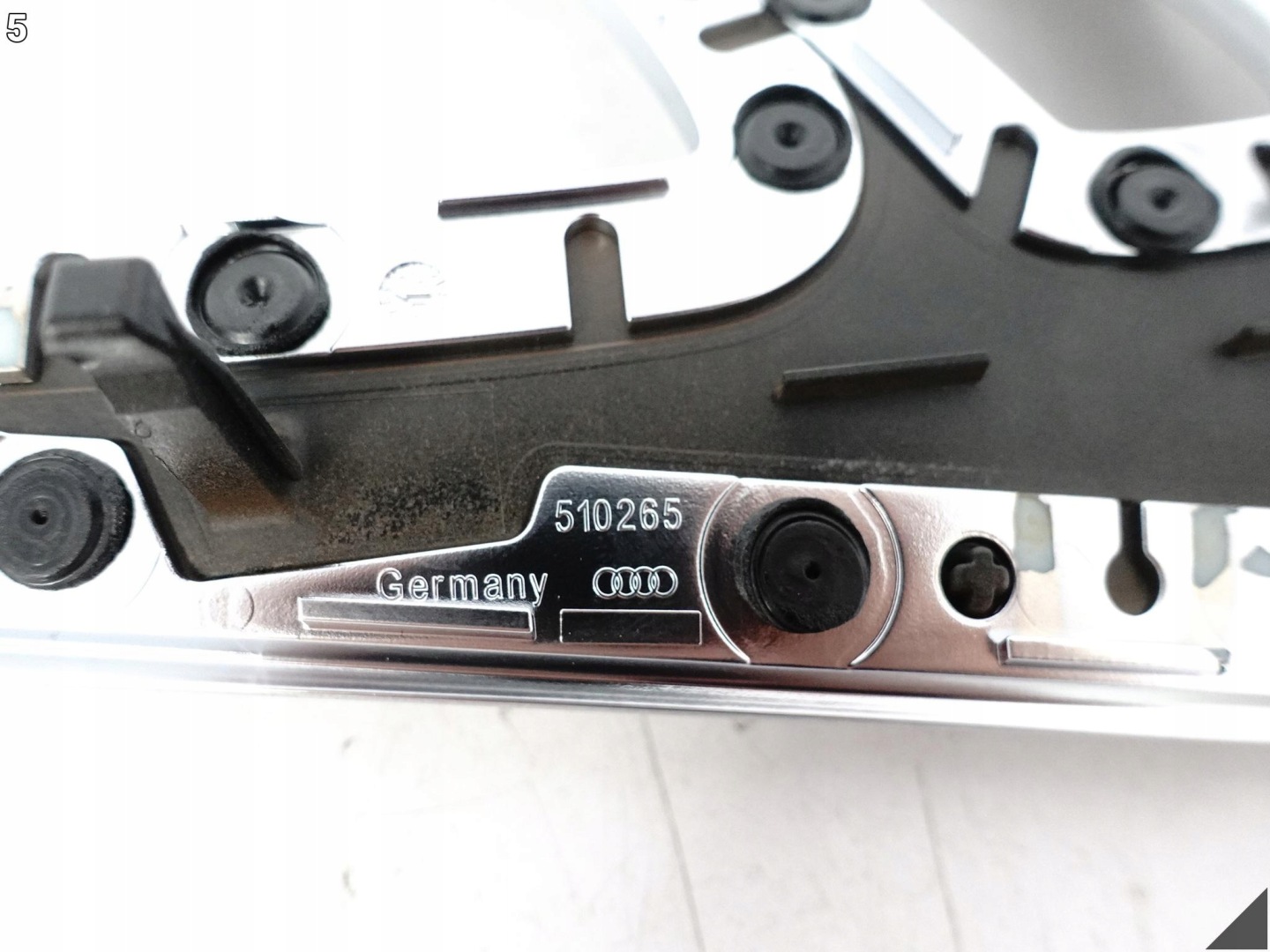 AUDI A7 S7 RS7 4G8 C7 10-18 cover DEKOR door left front CHROM KB4