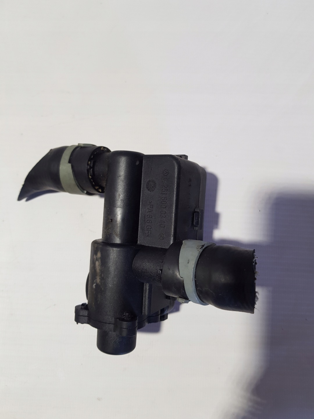 MERCEDES W251 pumpa cirkulacije vode A2515000340