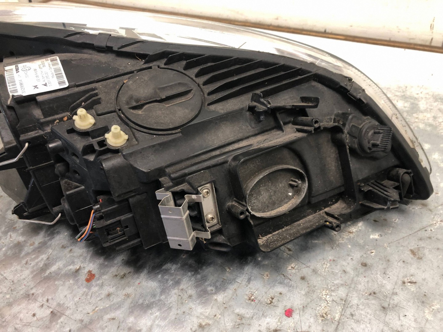 light left front VOLVO C30 LIFT 31299814