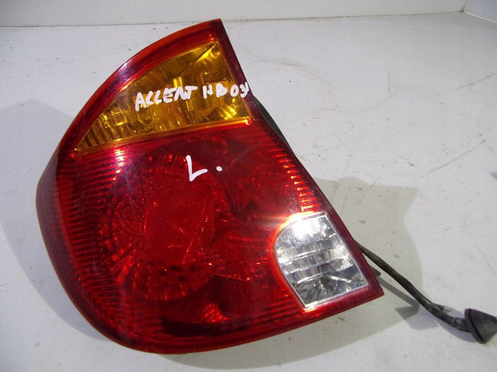 Hyundai Accent 05 HB light left rear part rear