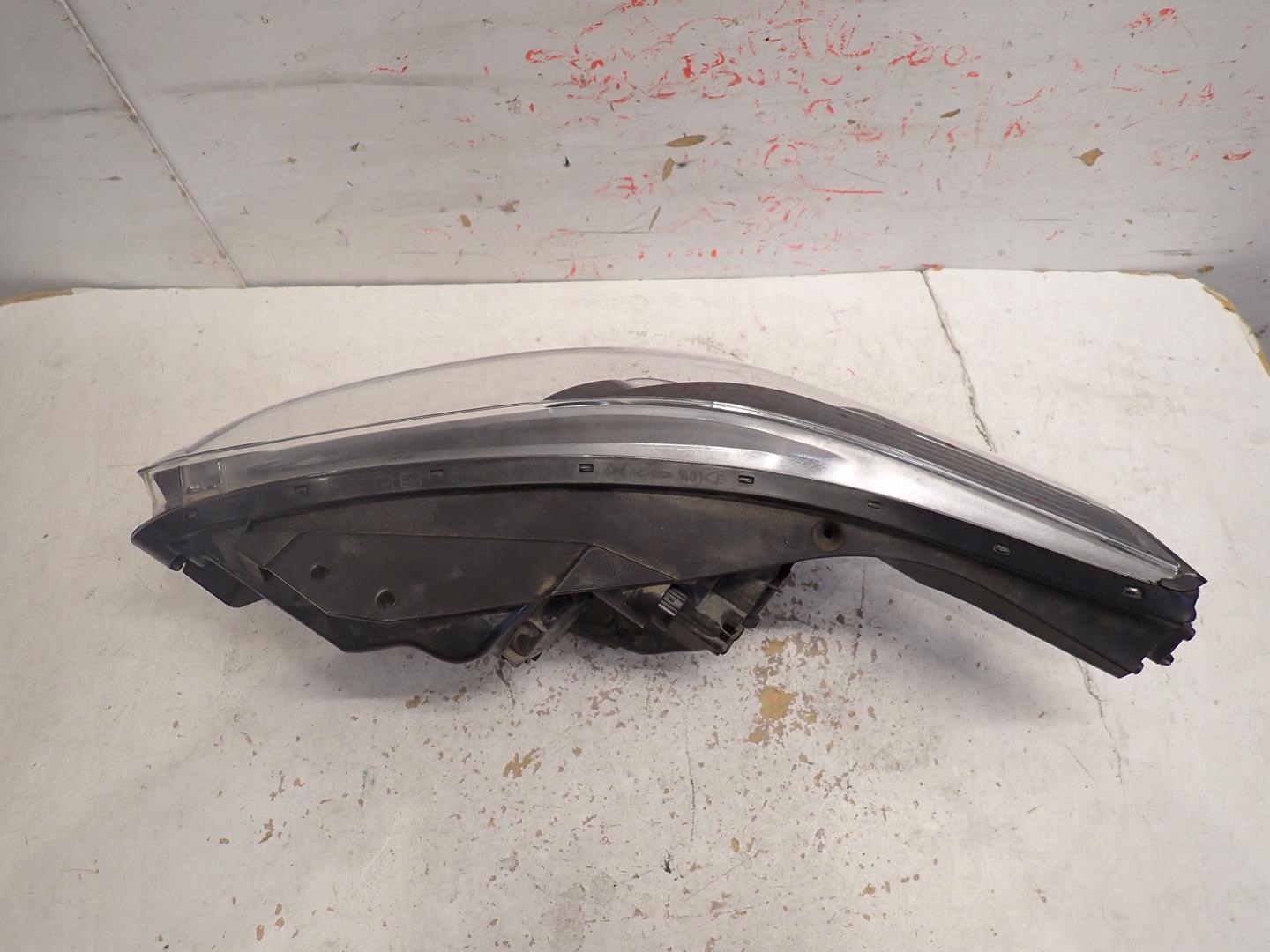 light front front right KIA CEED III 2018- 92102-J7051