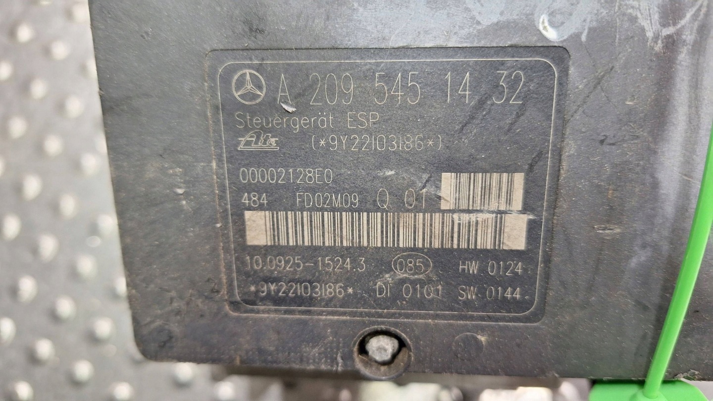 pump control unit ABS A0044315412 A2095451432 MERCEDES W203 CLK W209