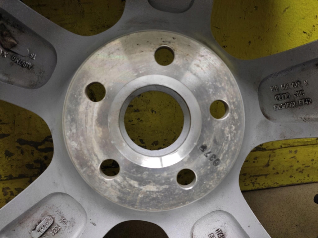 disk hliníkový Audi OE 6.5" x 16" 5x100