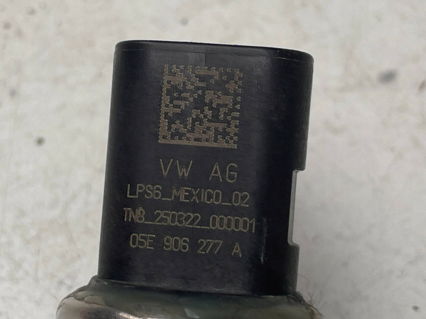 sensore pressione olio Skoda Fabia Mk3 (NJ) 05E906277A !J
