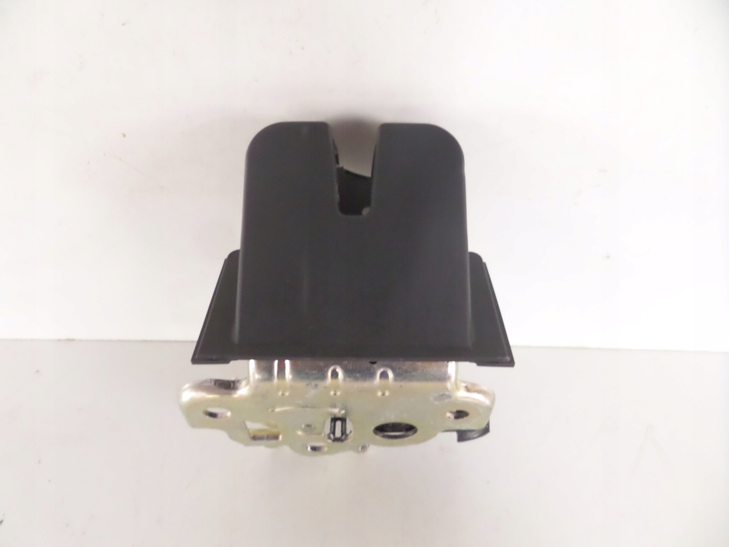 lock bonnet rear part SKODA RAPID 12- SPACEBACK KOMBI