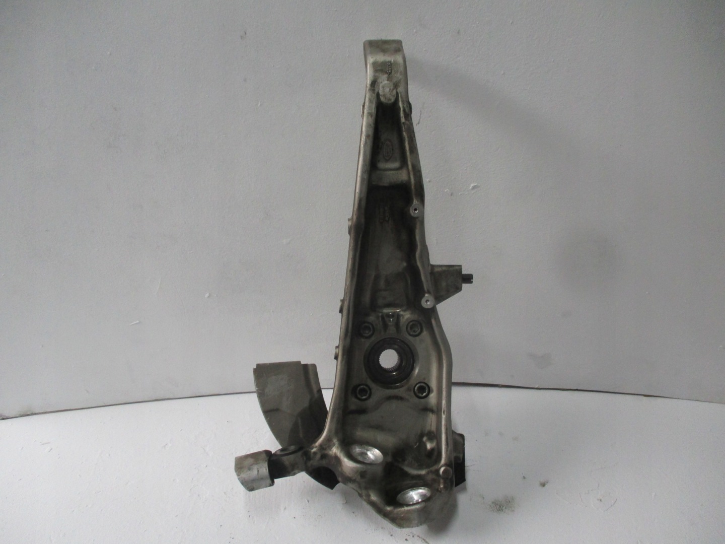 swing RANGE ROVER SPORT 3,0i 22R M8E2-3K186-AD right