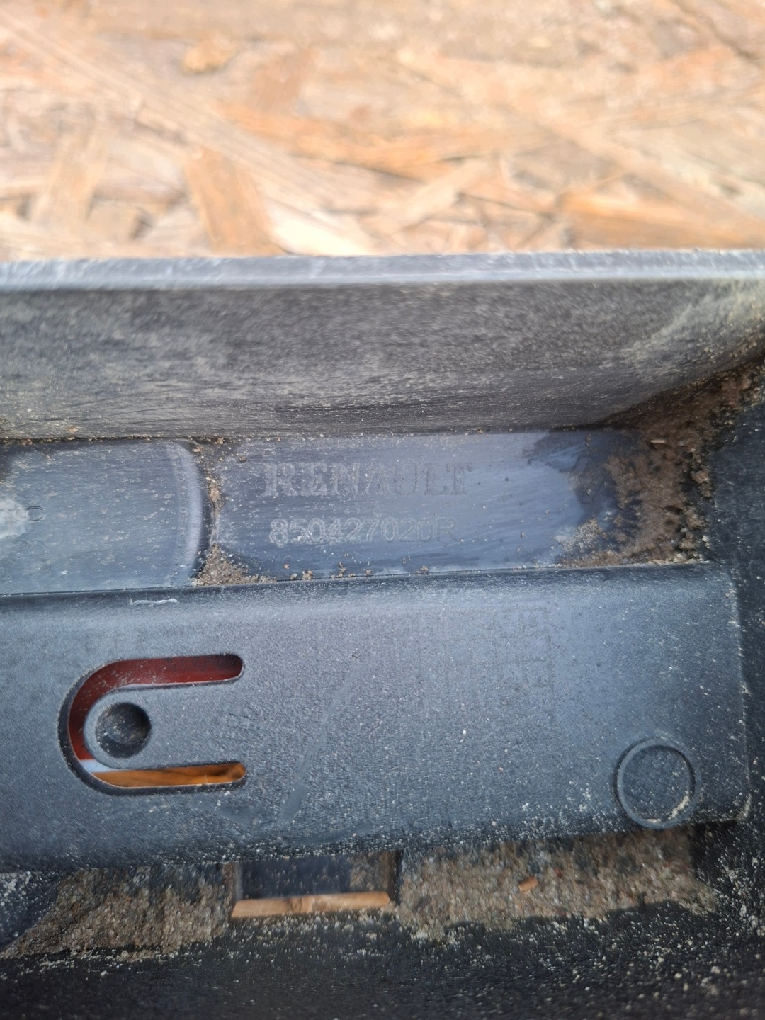 Support plaque Pare choc RENAULT CAPTUR et 850425825R