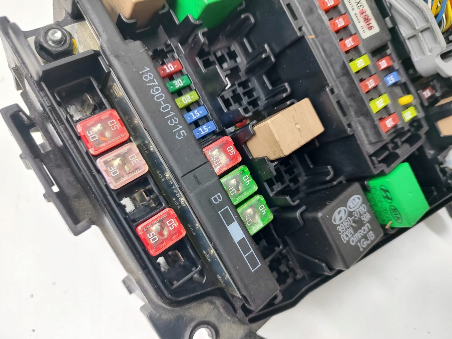 Module fusibles KIA CARENS IV 91281-A4330