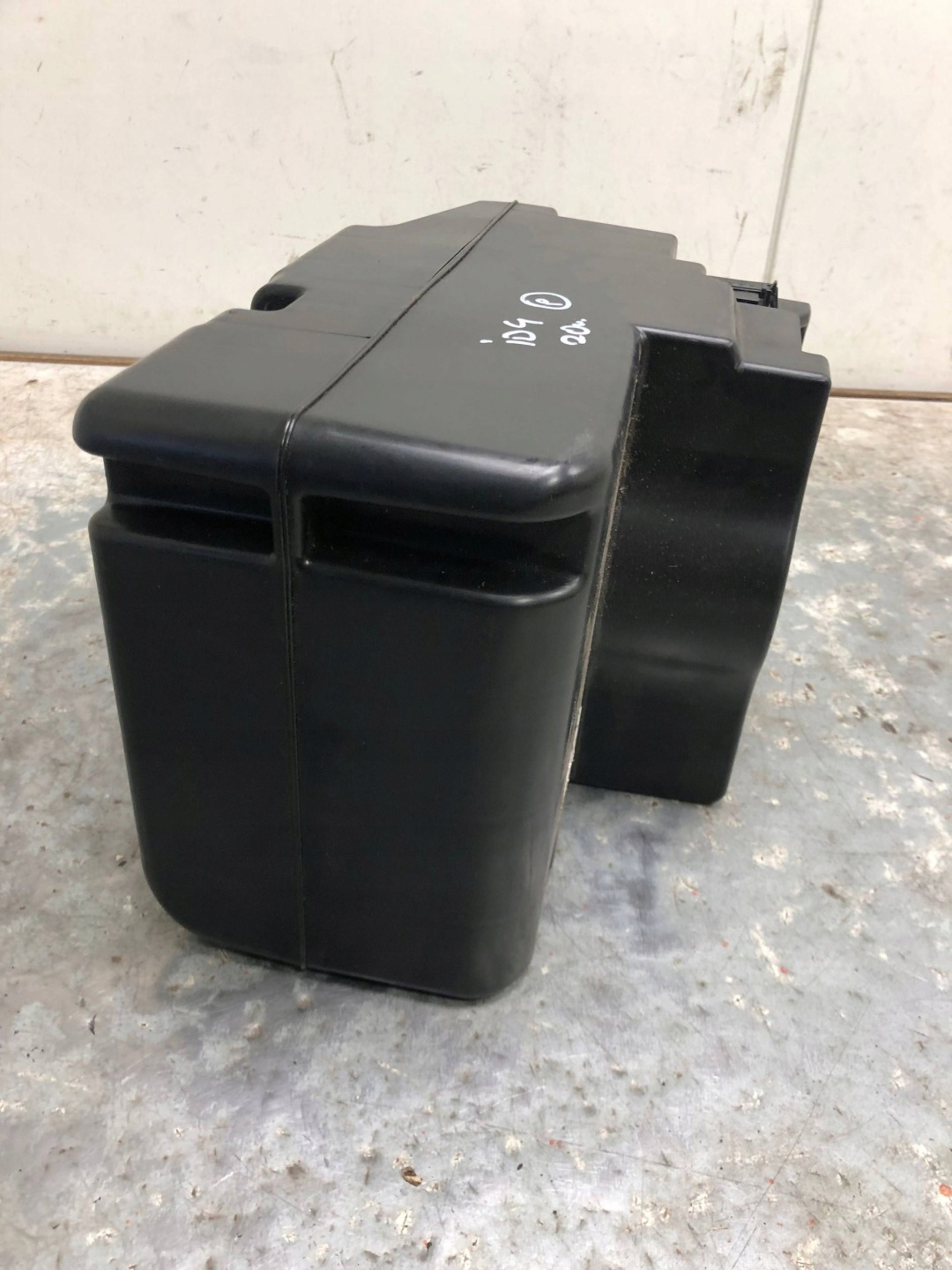 speaker SUBWOOFER VW ID4 ID.4 11A035621A
