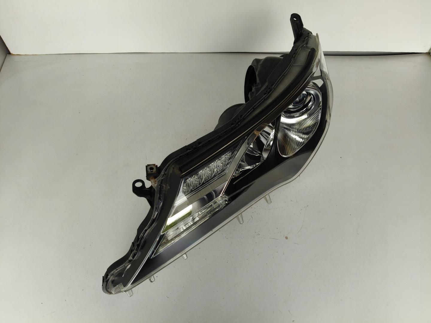 light left REFLEKTOR TOYOTA RAV 4 12- LED