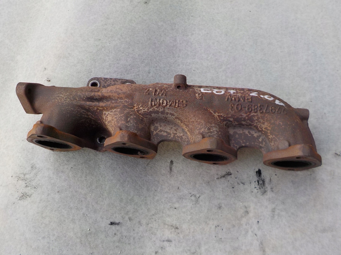 ispušna grana bmw e87 2,0 d 7797389