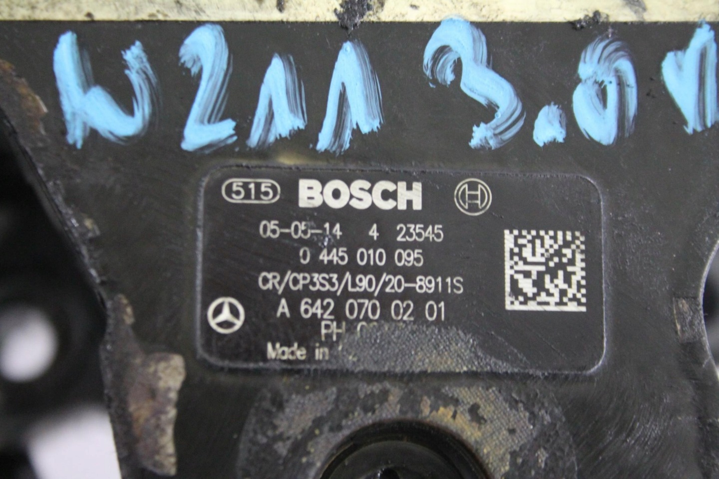 Einspritzpumpe A6420700201 MERCEDES W211 3.0 CDI