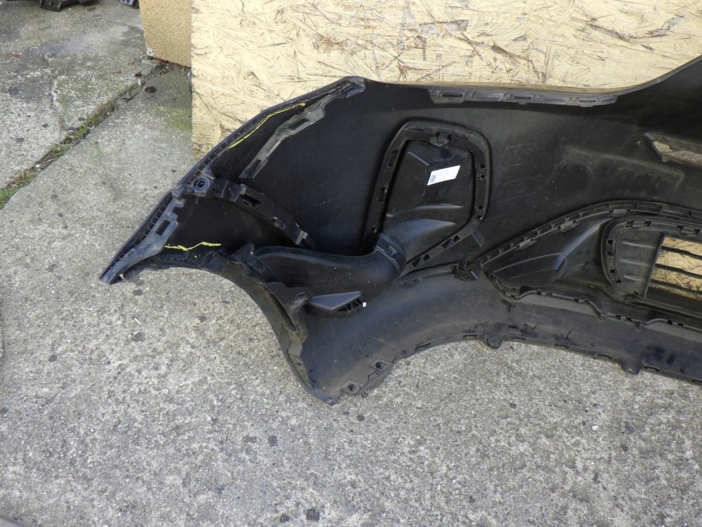 KIA STONIC 2017- front bumper