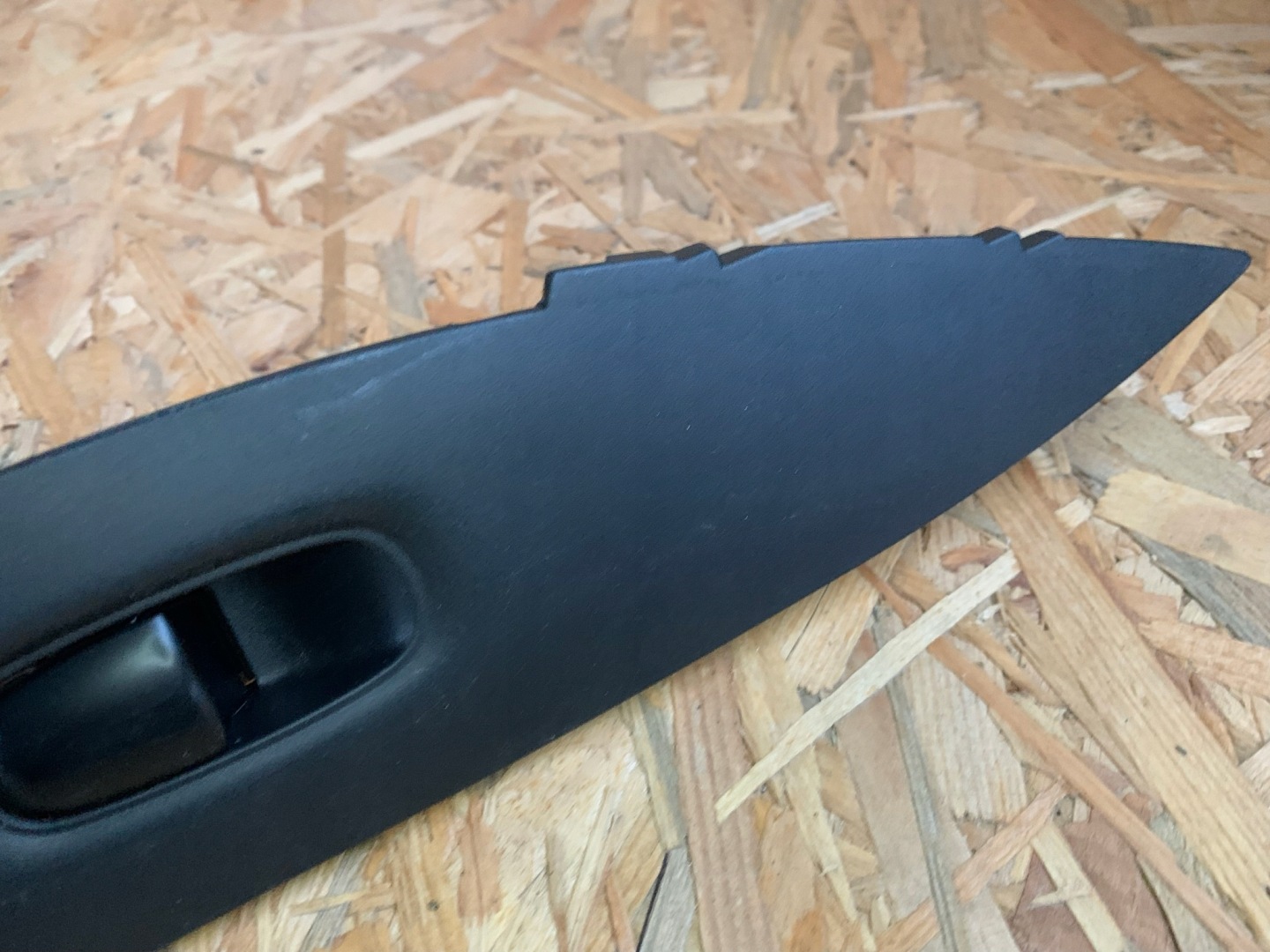Nissan X-Trail T32 switch panel of the window front PR