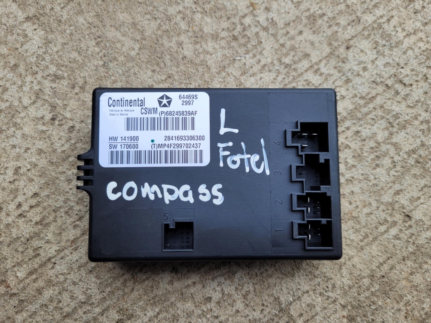 68245839AF module unité de commande électronique uce siège JEEP COMPASS II