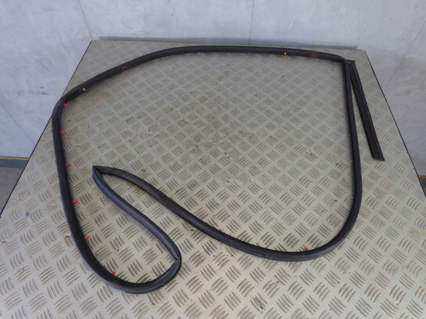 DICHTSATZ TÜR LINKS HECK HYUNDAI I20 II 2014