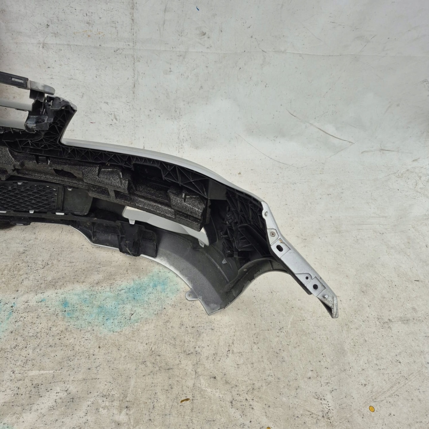 MERCEDES C KLASA W204 08-12 bumper front front PDC A2048850025
