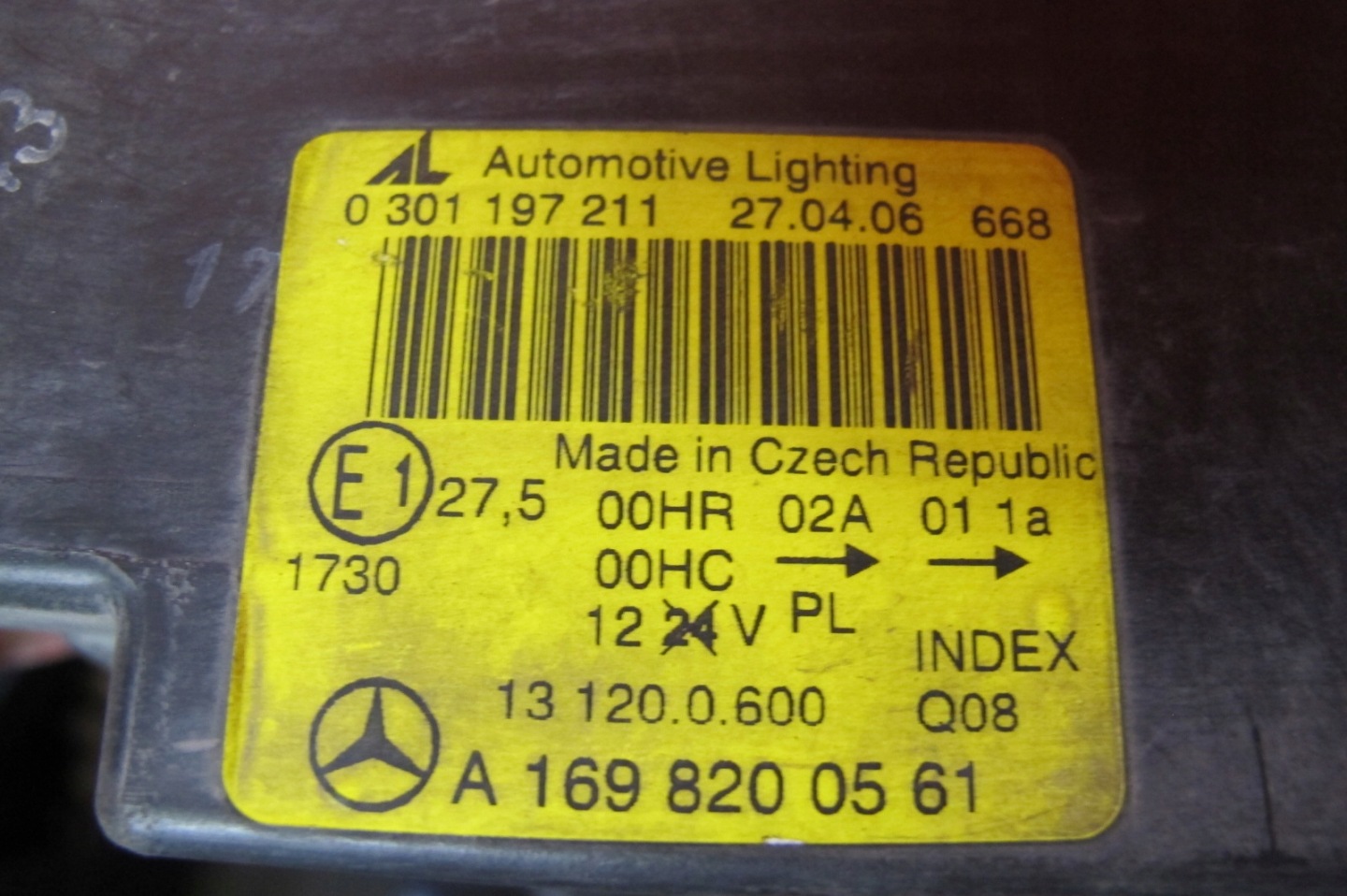 MERCEDES W169 A-KLASA 04-08 light REFLEKTOR left front front A1698200561