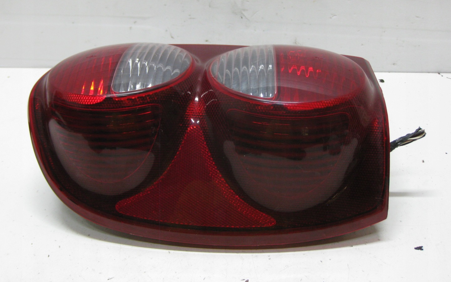 JEEP CHEROKEE LIBERTY KJ 04R REFLEKTOR light rear part left