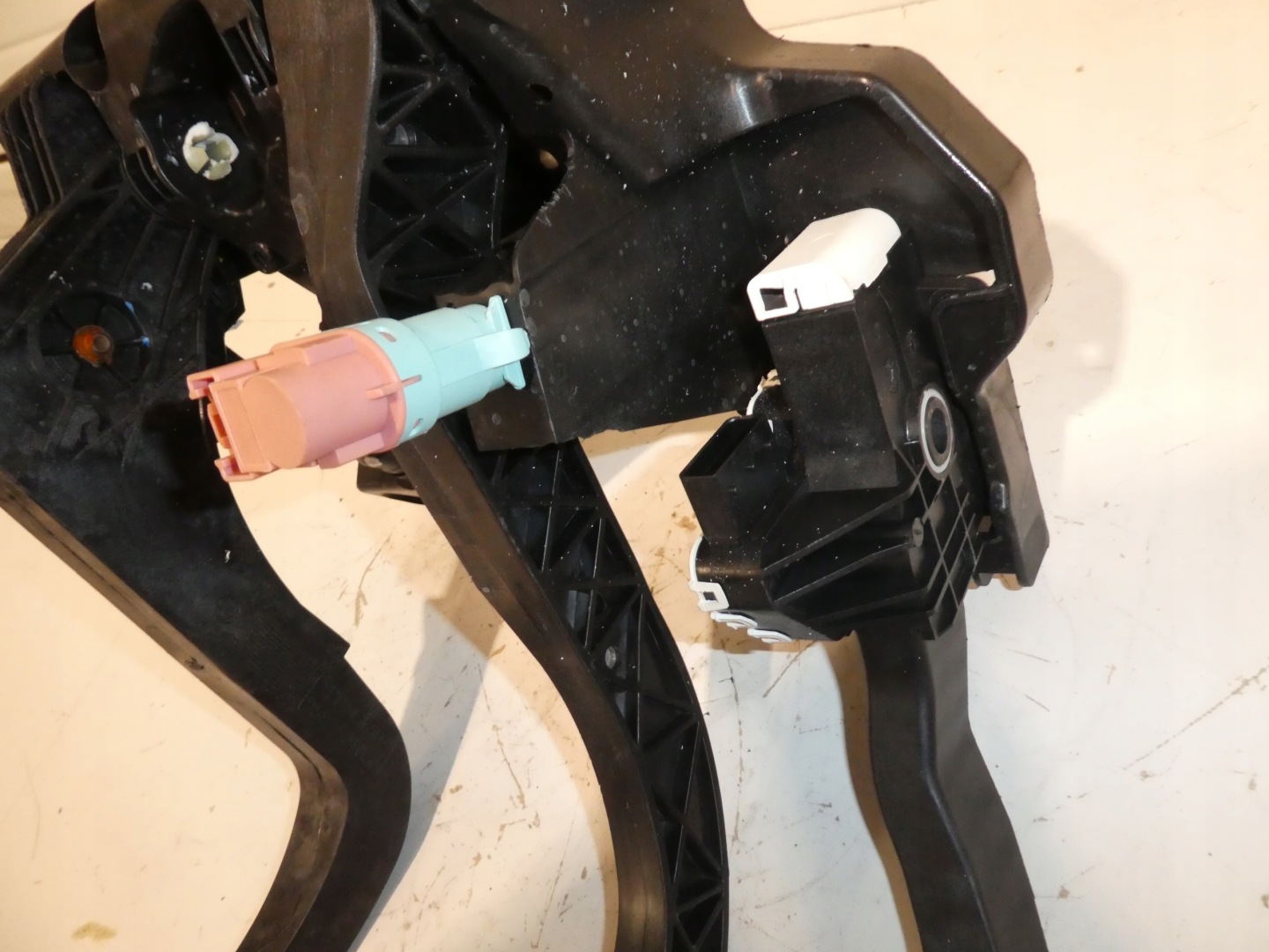 holder PEDALOW pedals DUCATO III 25863700