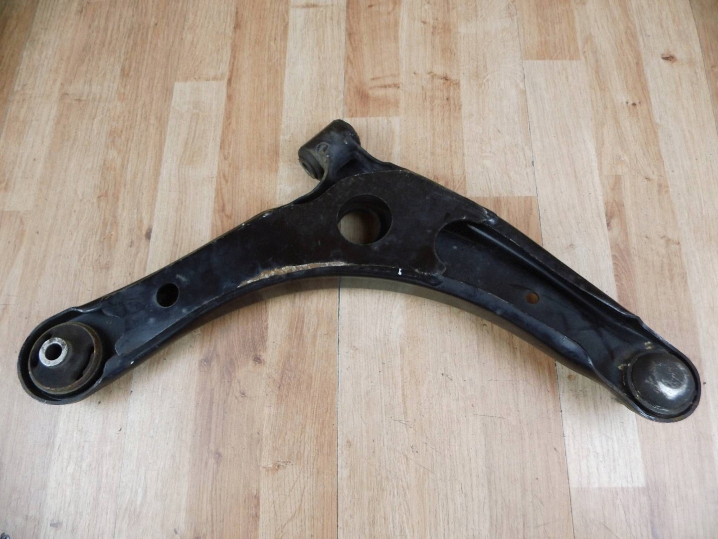 Mitsubishi Outlander III arm left front front
