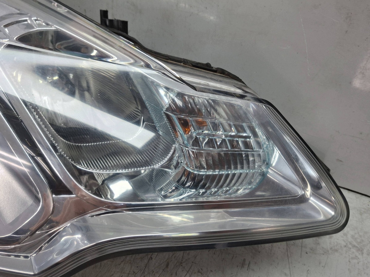 light front right 9677033880 CITROEN C3 II DS3 2009