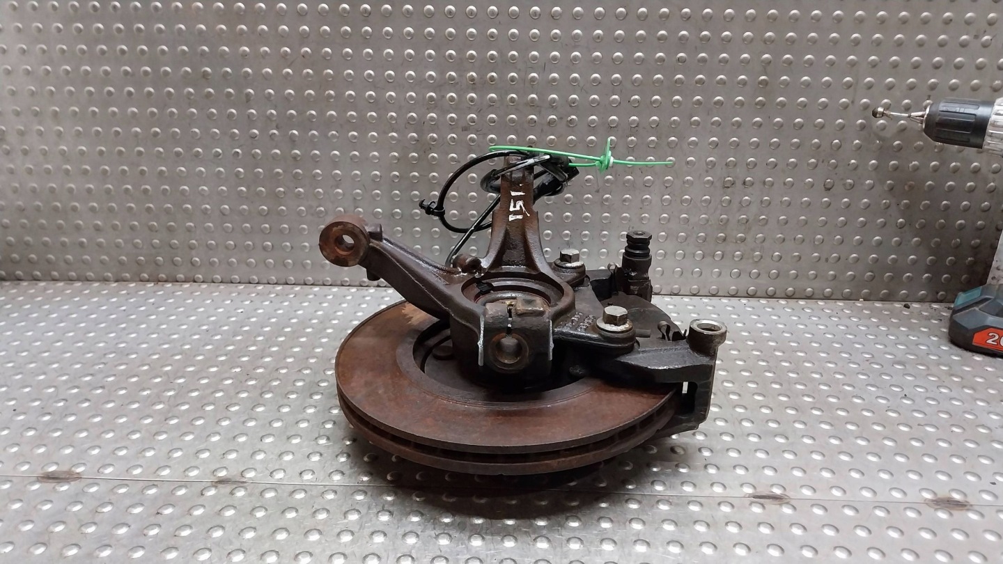 swing left front 8V51-3K171-AF/BE FORD FIESTA MK6 MK7