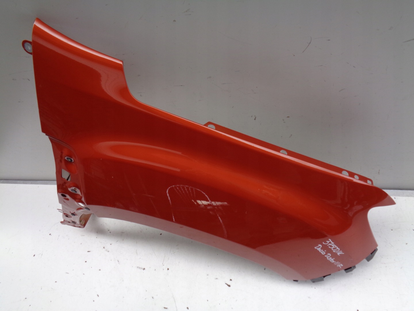 fender right front DACIA DUSTER II 17- NR 37502