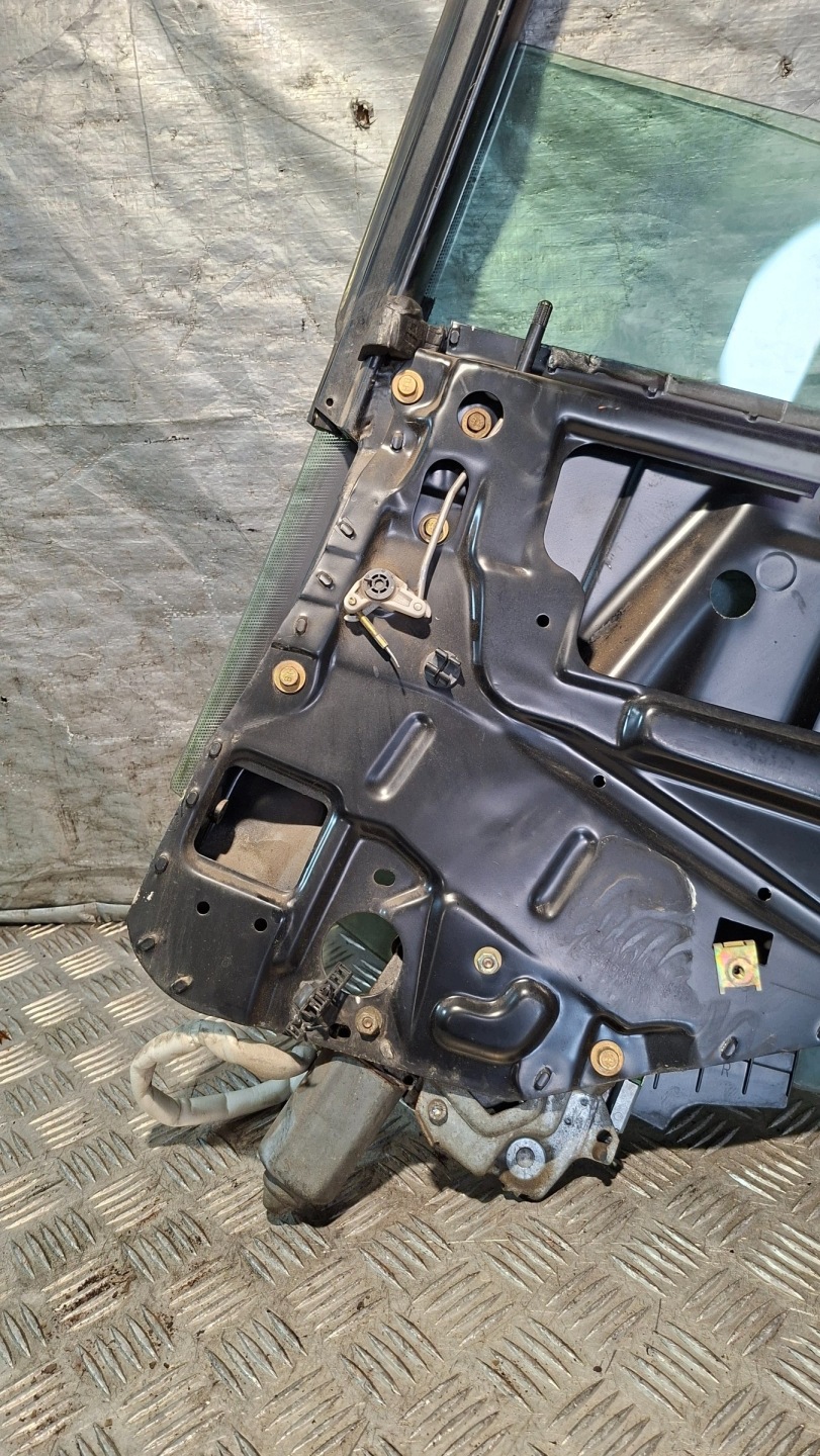 window regulator right rear part AUDI 80 B4
