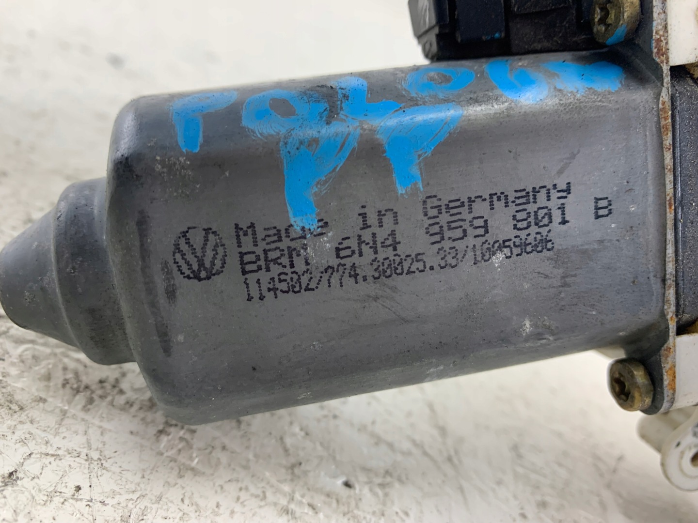 VW POLO III 6N mini motor windows right front 6N4959801B
