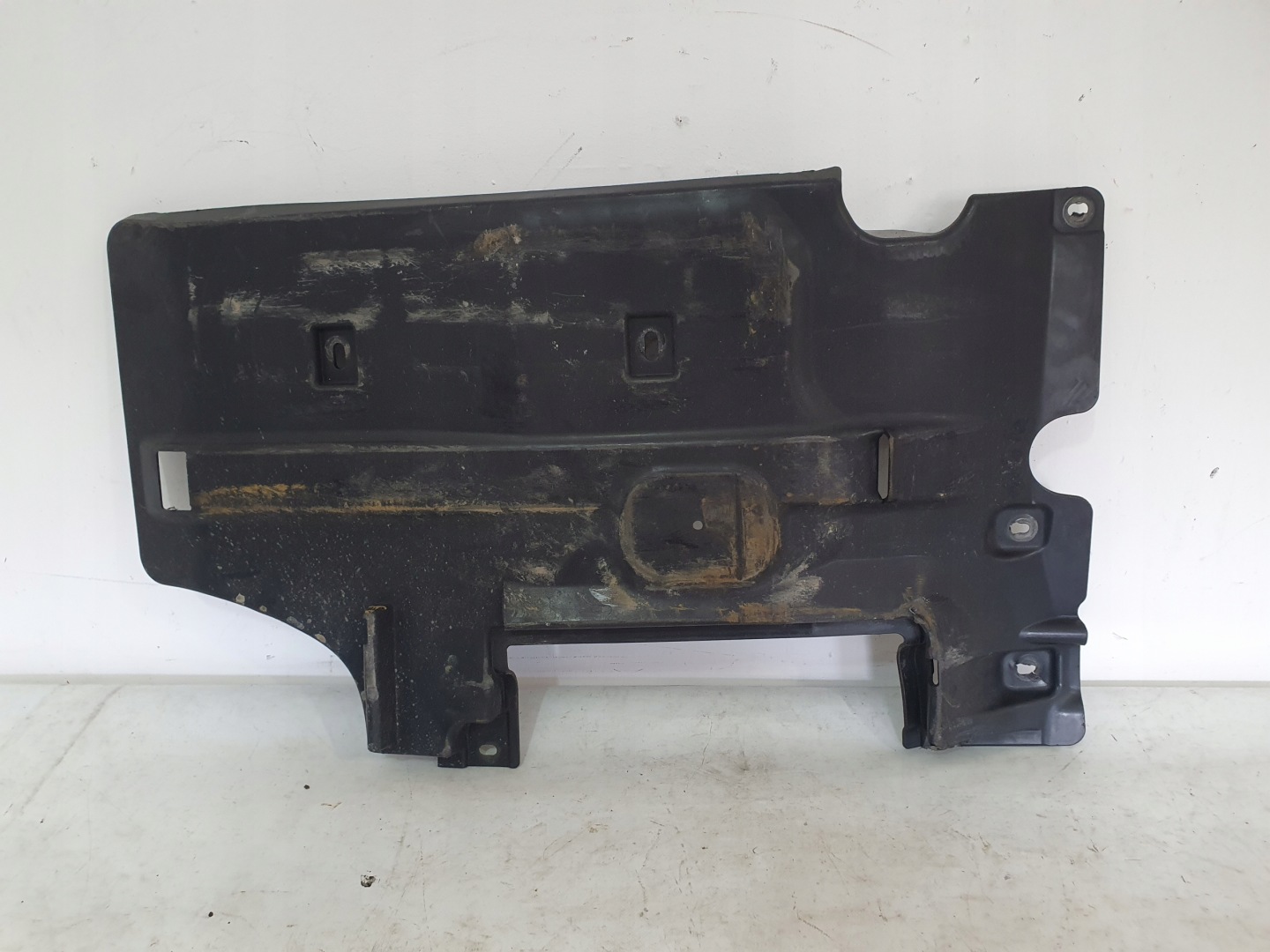 DODGE CHALLENGER 15- cover lower chassis cover left 04780809AG