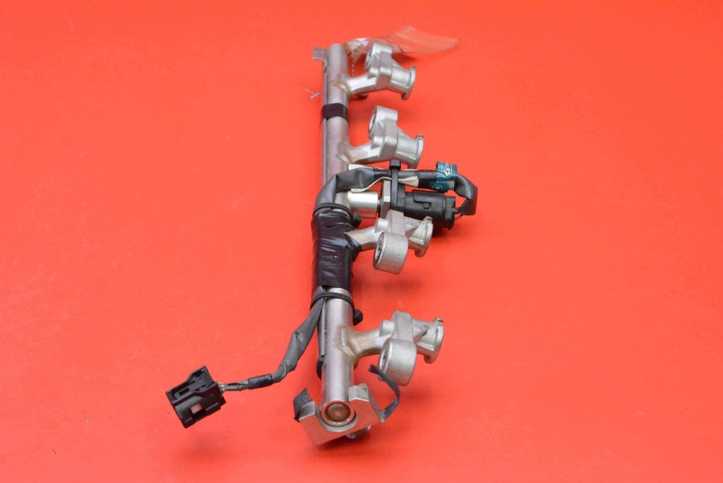 Kraftstoffverteiler Einspritzleiste Einspritzdüse PYFA-131F8 MAZDA MX-5 IV ND 2.0 SKYACTIV-G 184 KM