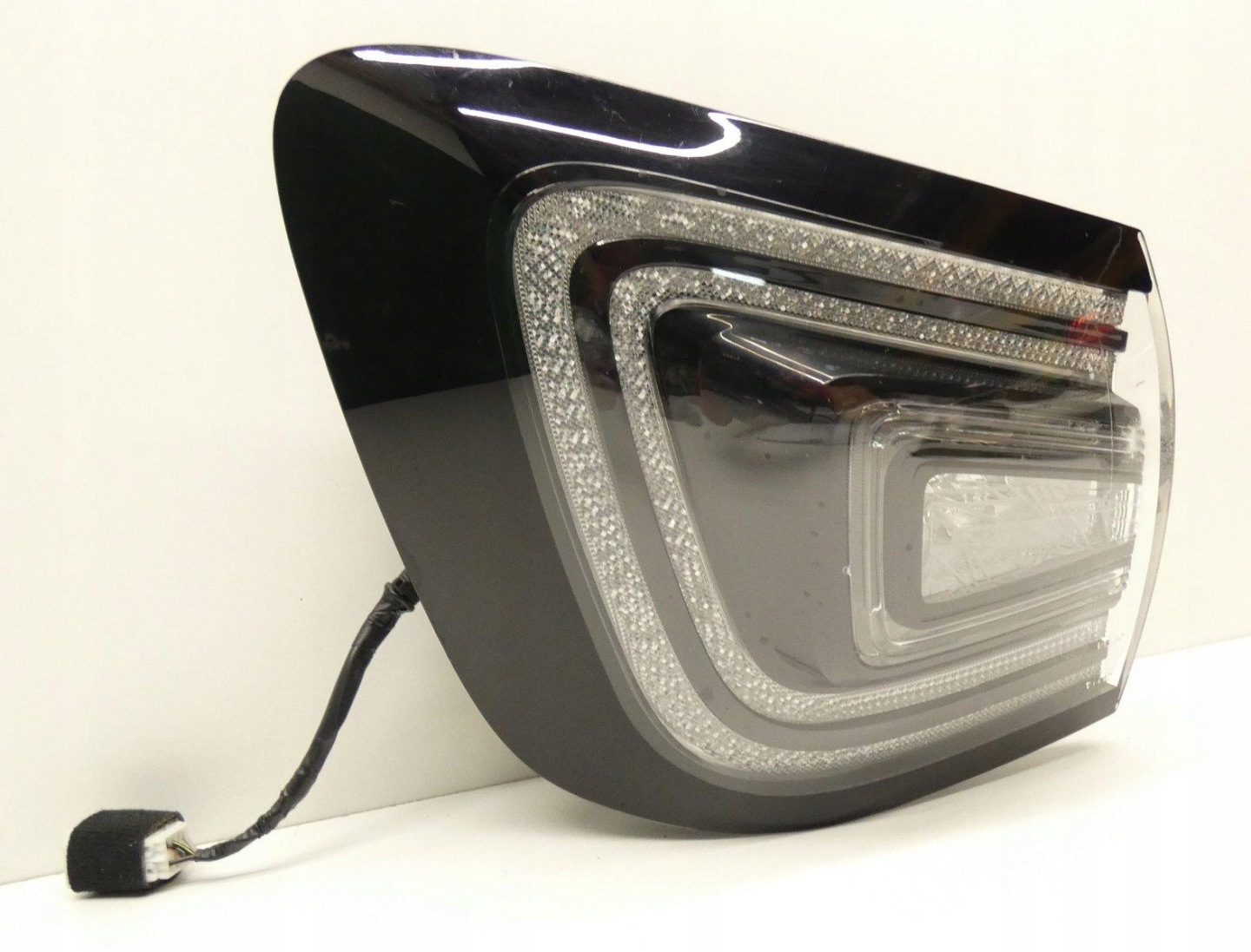 HYUNDAI NEXO 92401-M5000 2020- light rear part rear left LED