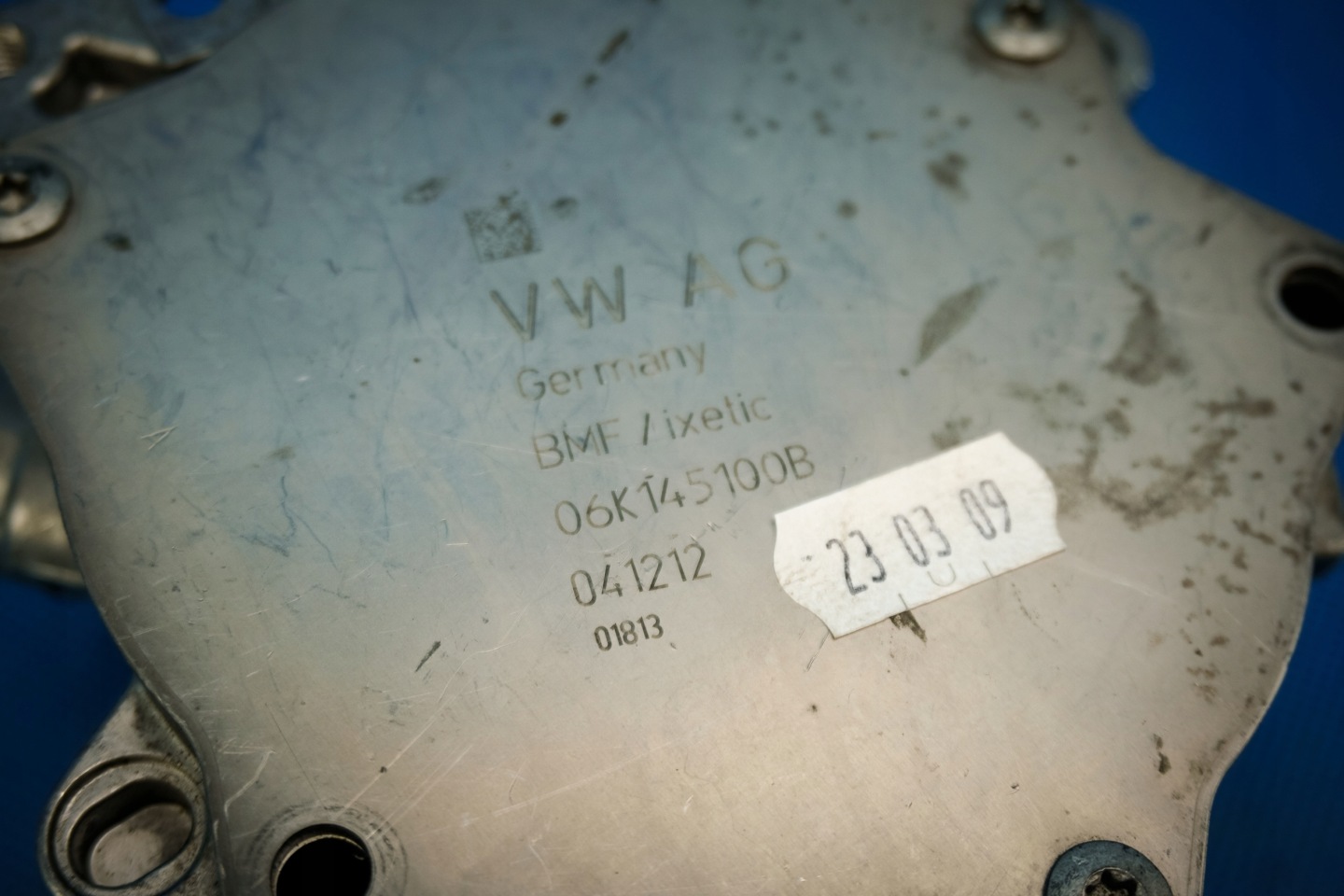 pump vacual Audi A3 8V Passat B8 06K145100B