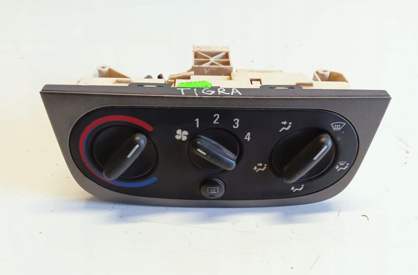 PANEL BOCCHETTE OPEL TIGRA B