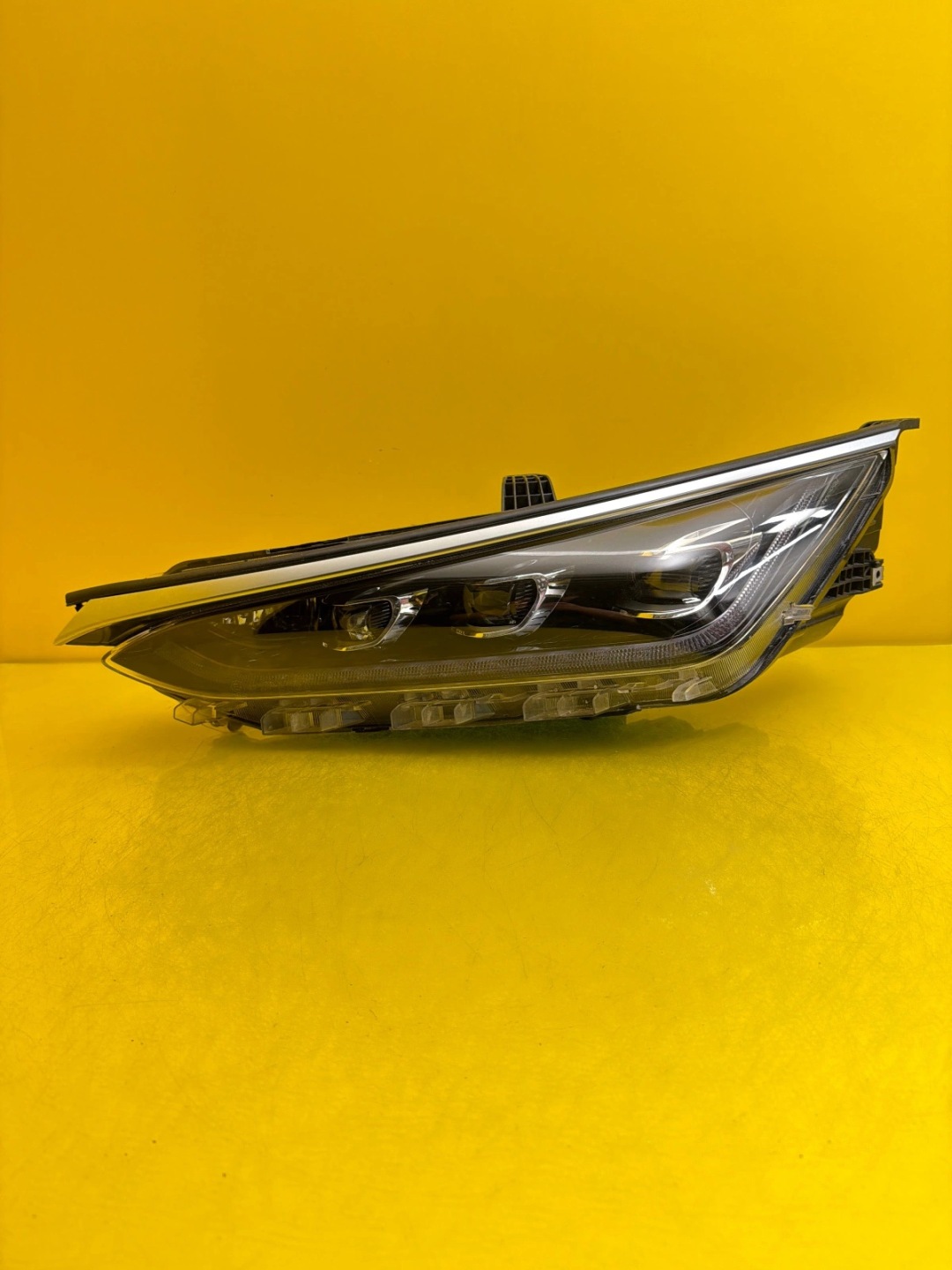 feu gauche avant Byd Tang II 2 2018- Full Led 2018- STE-4121010C