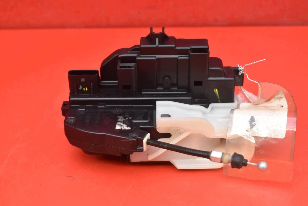 lock door left front front EU KIA CEED 1 and 5D HB 07-10