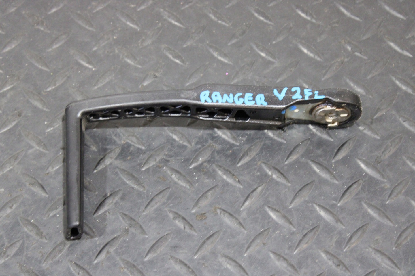 REGULACJA Volant Poignée FORD RANGER V 5 LIFT