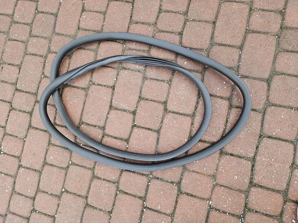 gasket door bodywork left / right front front Opel Combo E