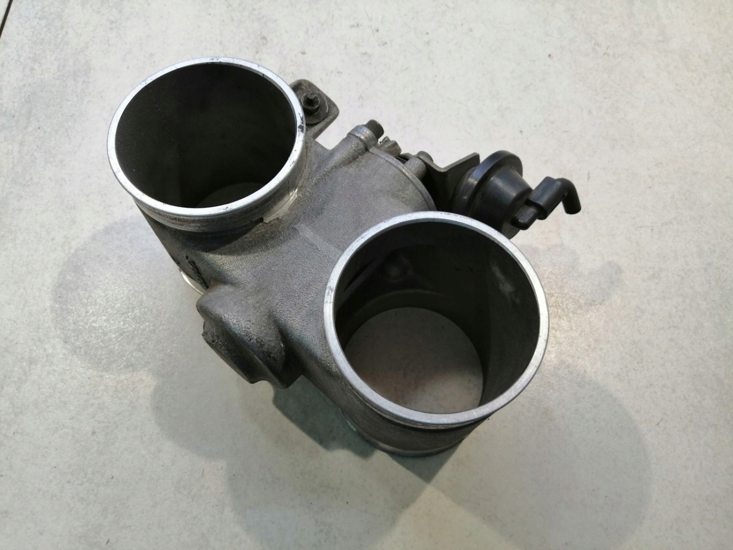 Valvola a farfalla OPEL OMEGA B 2.5 V6 90448360