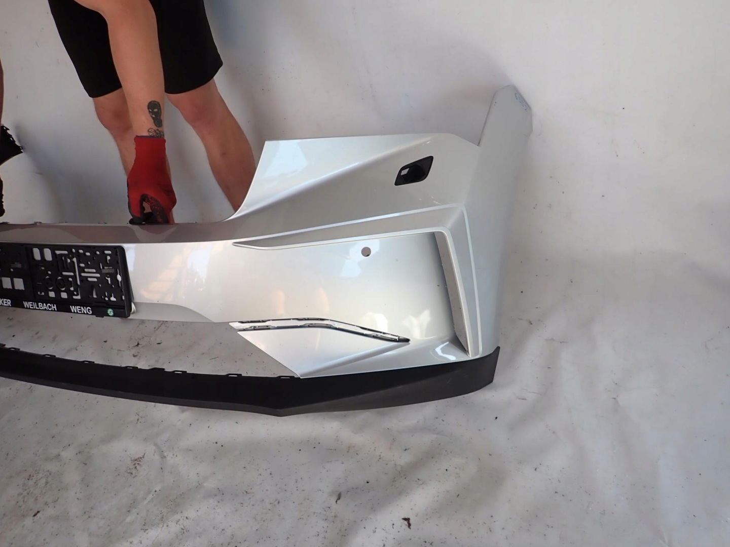 SKODA ENYAQ IV 20-> bumper front front washer PDC