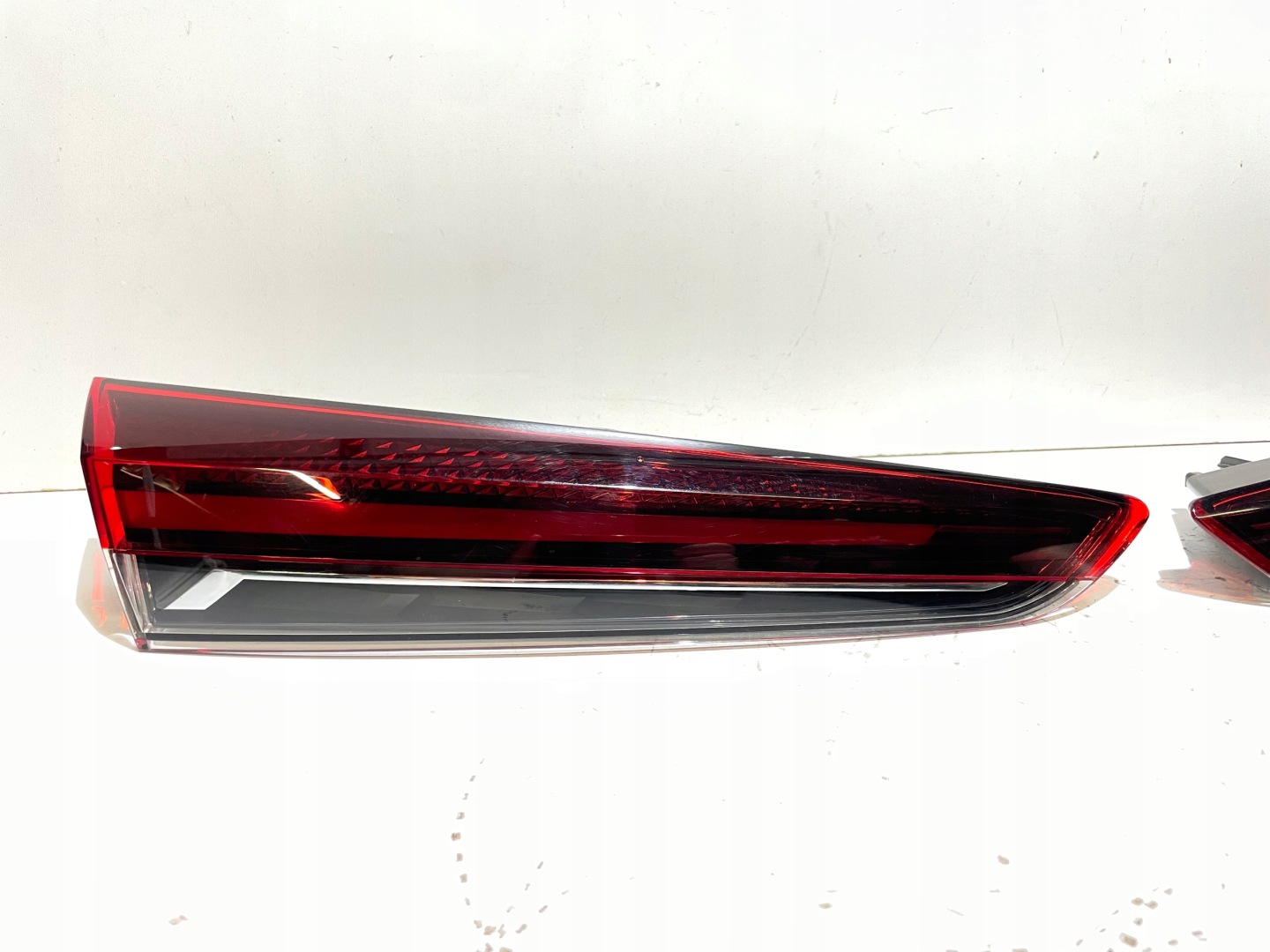 RENAULT CAPTUR II RIGHT LIGHT TO THE BONNET 265501234R